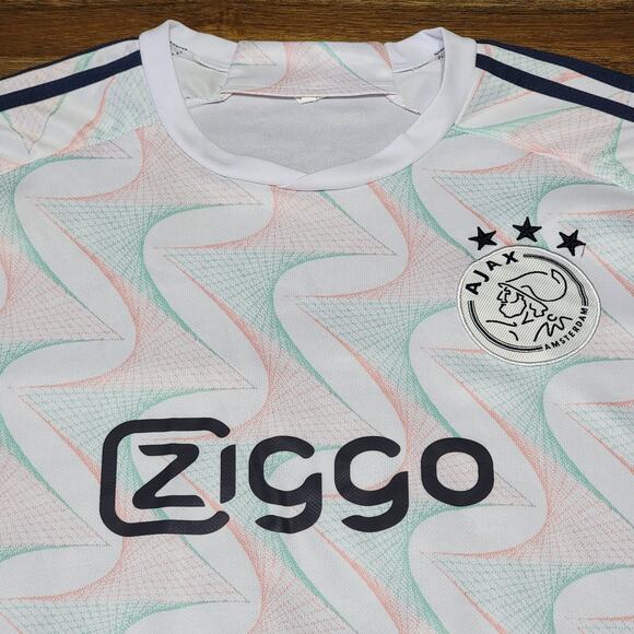 AFC Ajax Amsterdam Dutch Football Team Soccer Shirt #9 - Size XL - Picture 2 of 4